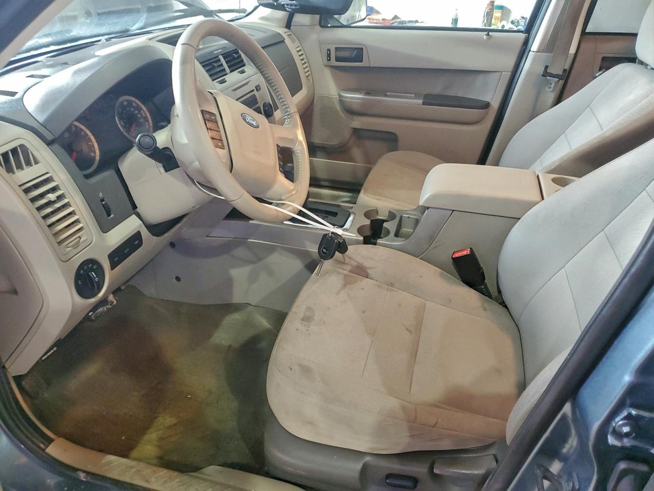 2012 FORD ESCAPE XLT photo 7