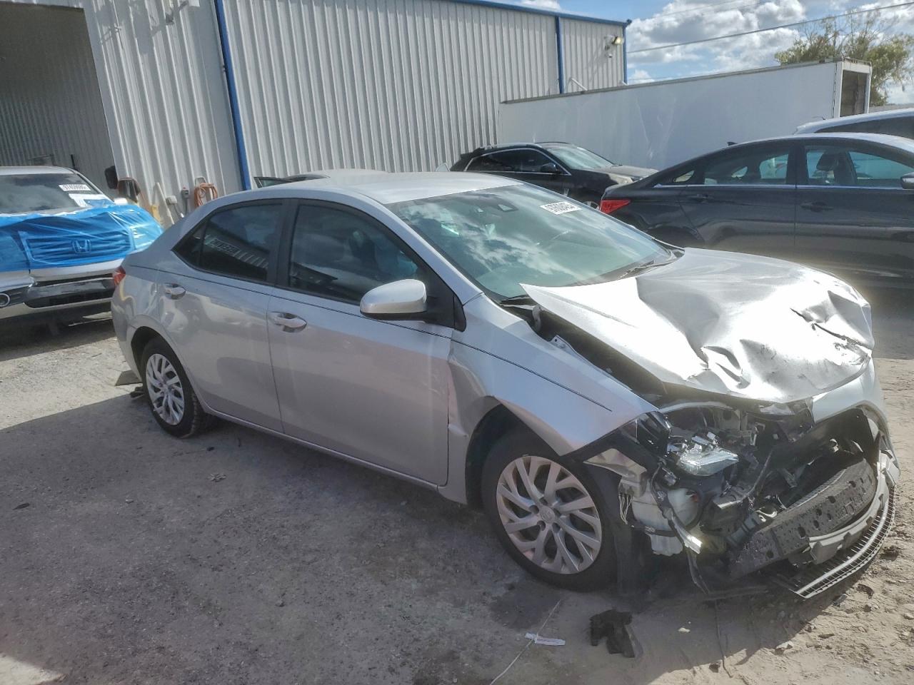 2017 TOYOTA COROLLA L photo 7