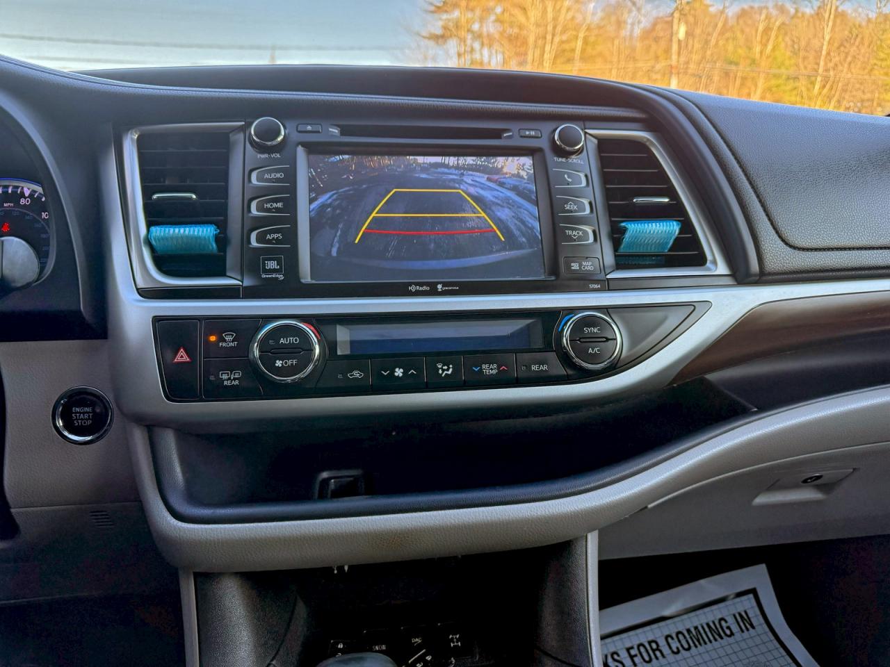 2014 TOYOTA HIGHLANDER LIMITED photo 9