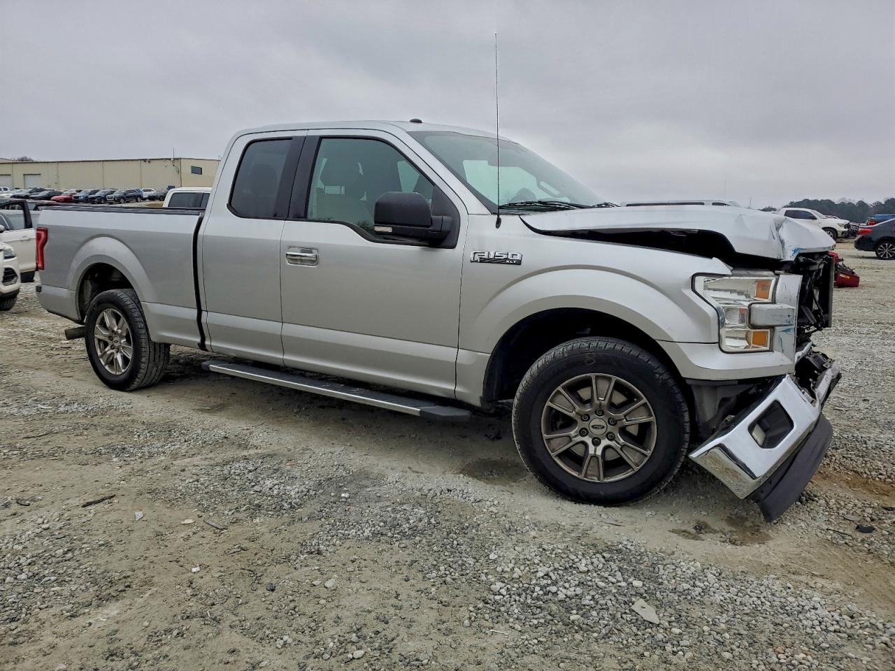 2017 FORD F150 SUPER CAB photo 4