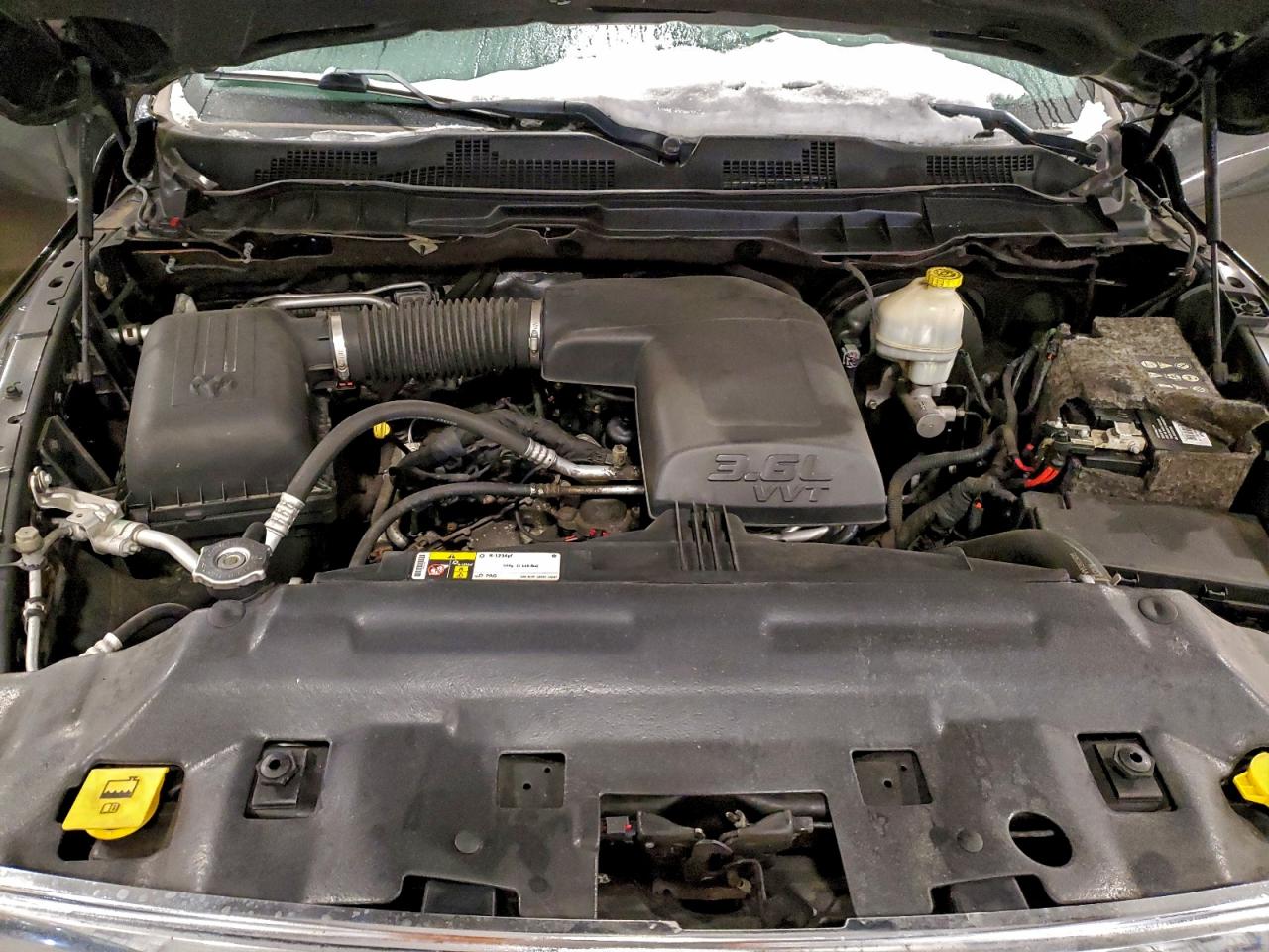 2016 RAM 1500 SLT photo 21