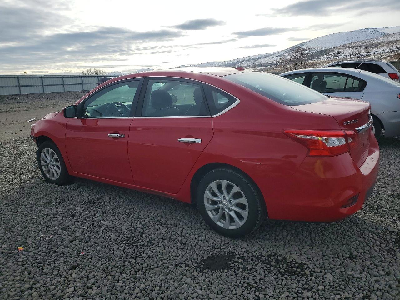 2018 NISSAN SENTRA S photo 2