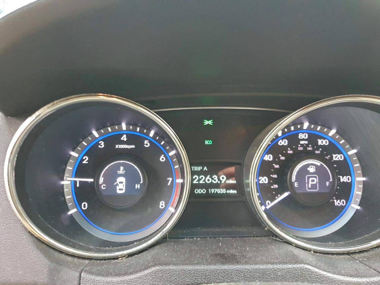 2012 HYUNDAI SONATA GLS photo 9