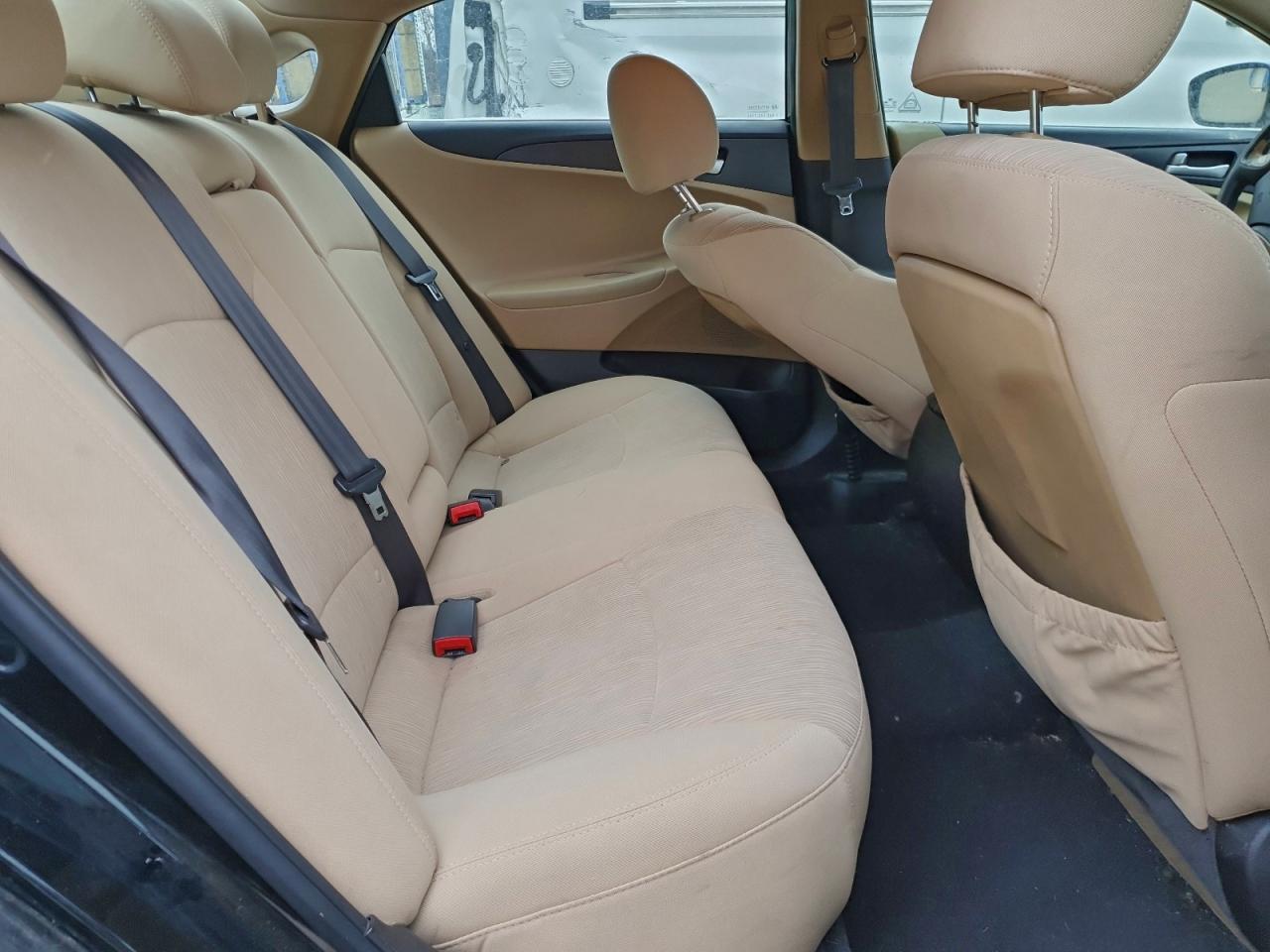 2012 HYUNDAI SONATA GLS photo 10