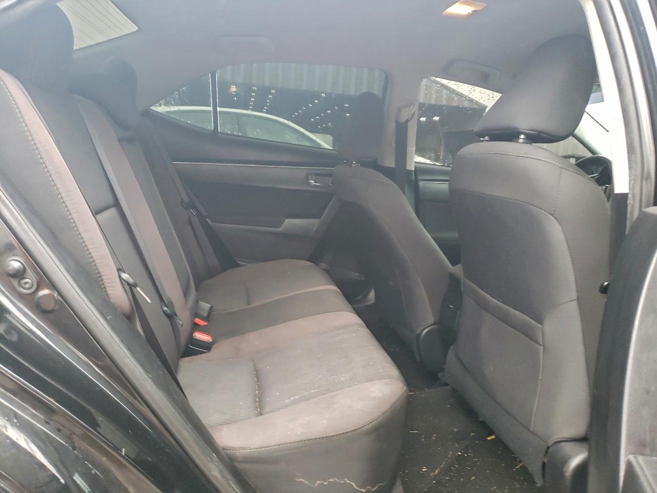 2017 TOYOTA COROLLA L photo 37