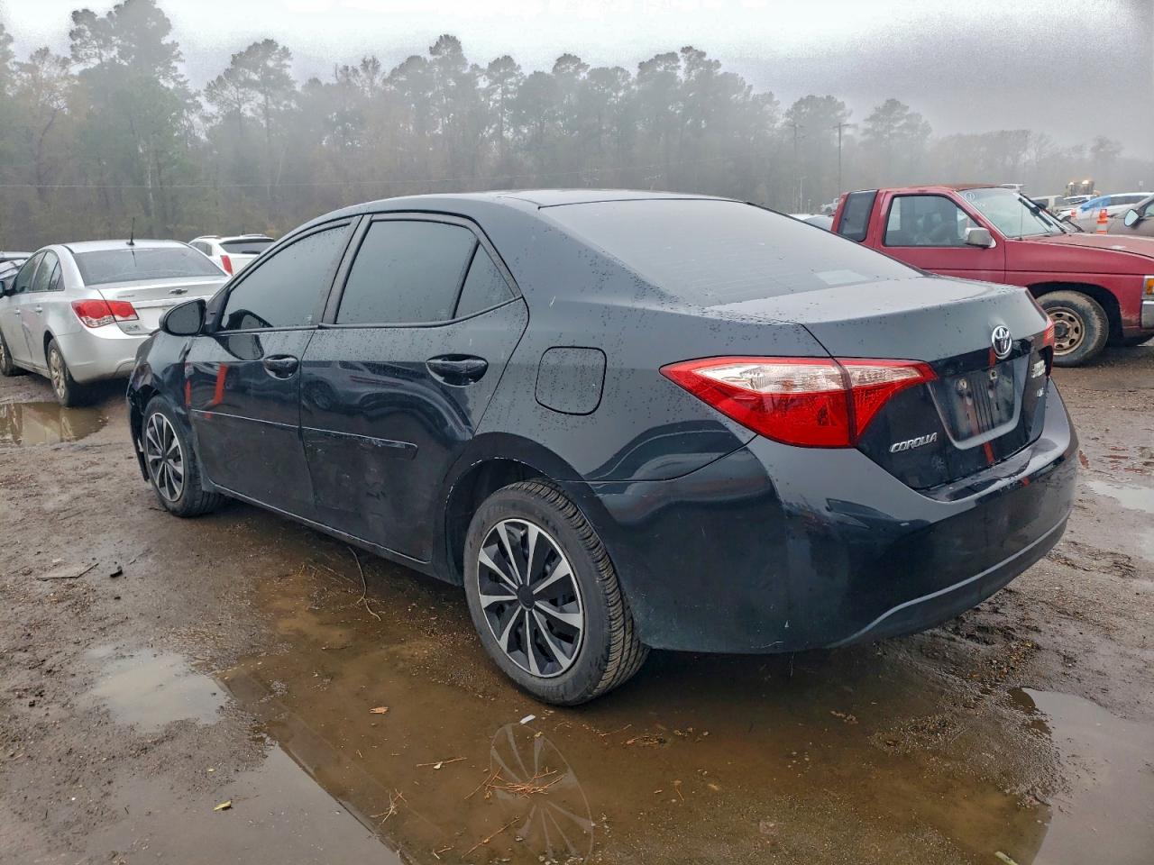 2017 TOYOTA COROLLA L photo 5