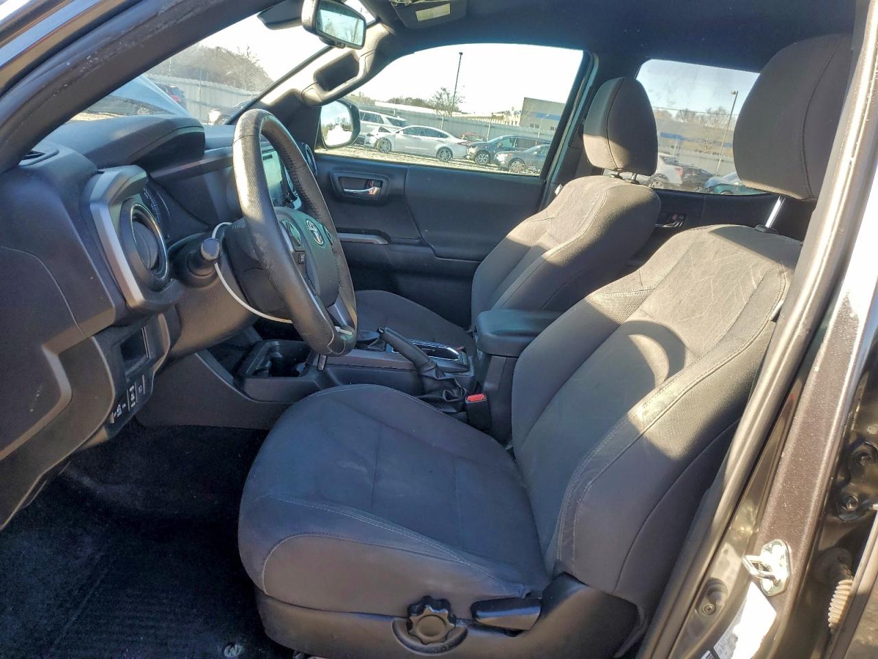 2019 TOYOTA TACOMA DOUBLE CAB photo 19