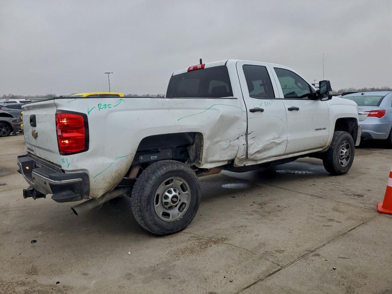 2017 CHEVROLET SILVERADO K2500 HEAVY DUTY photo 3