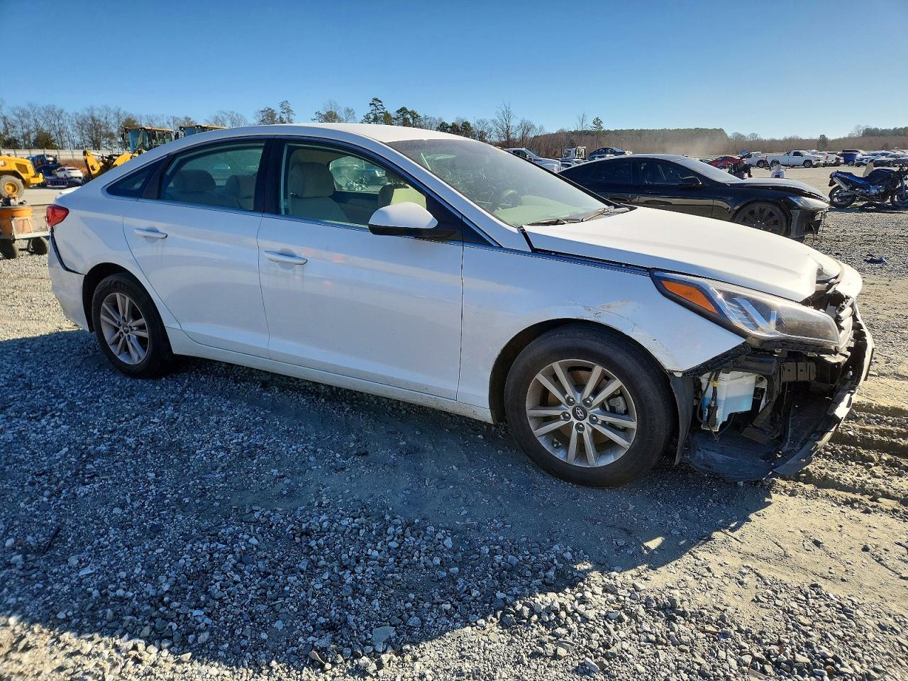 2017 HYUNDAI SONATA SE photo 4