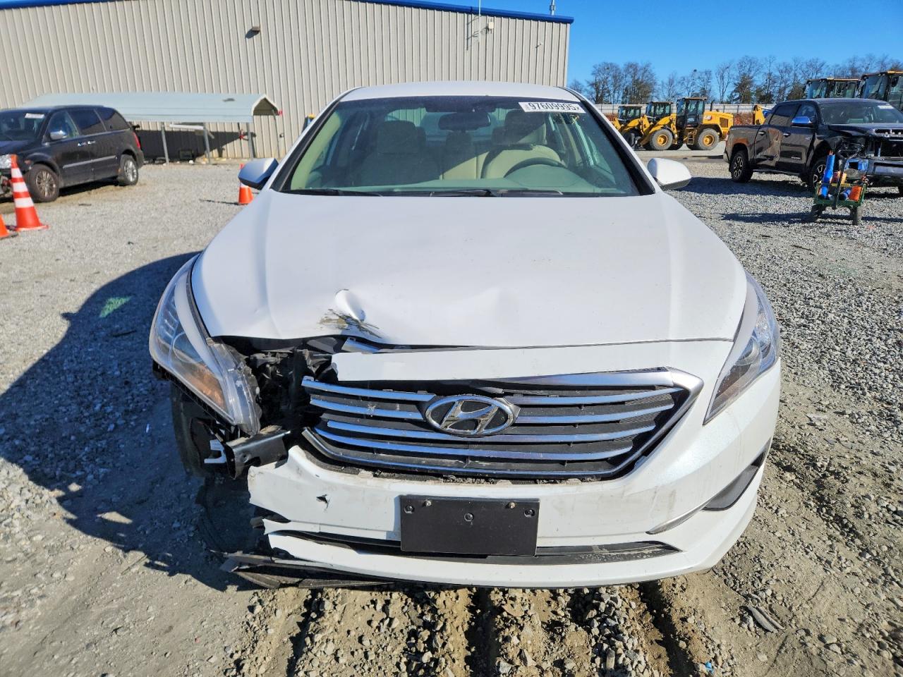 2017 HYUNDAI SONATA SE photo 5