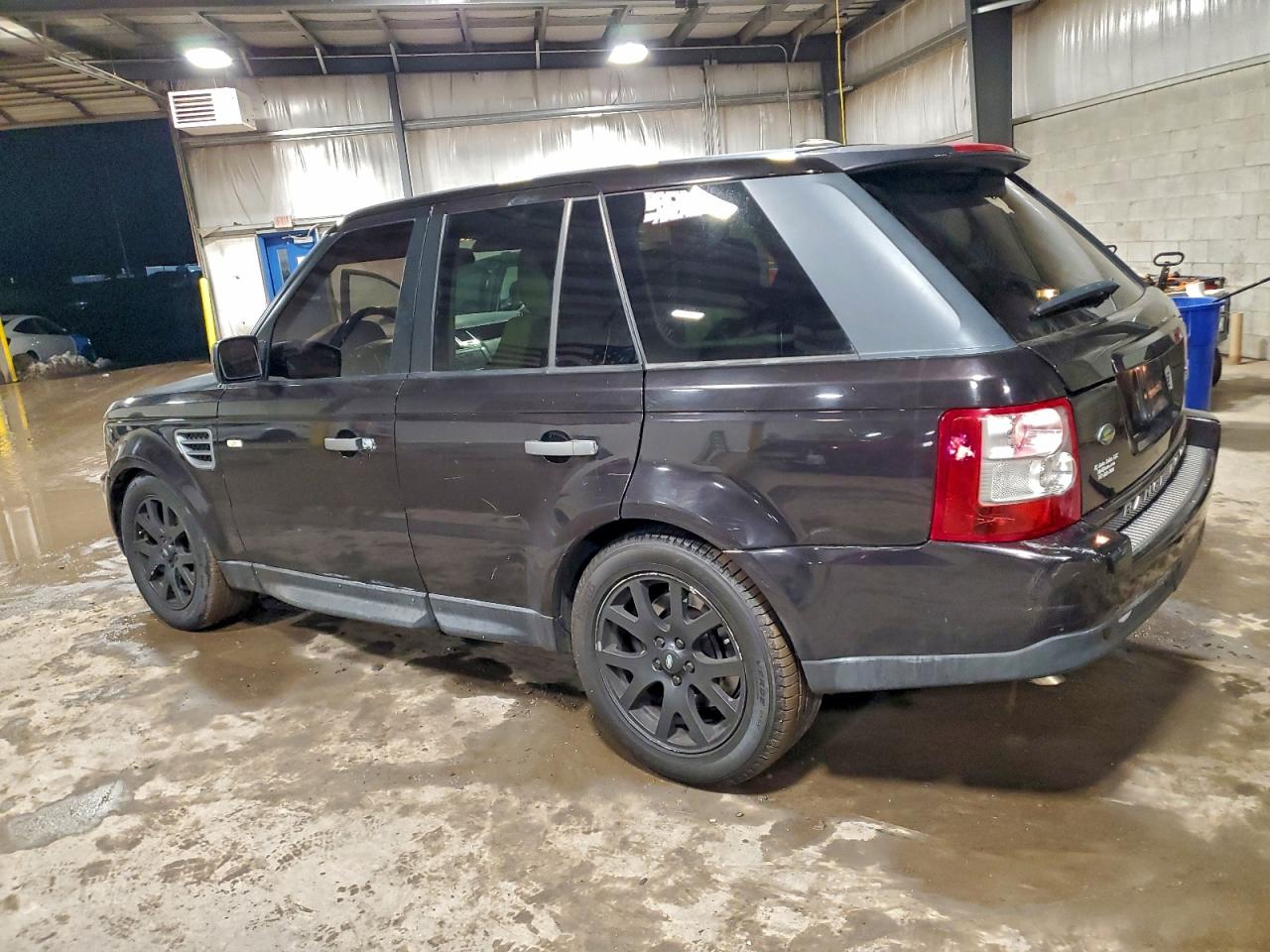 2009 LAND ROVER RANGE ROVER SPORT HSE photo 2
