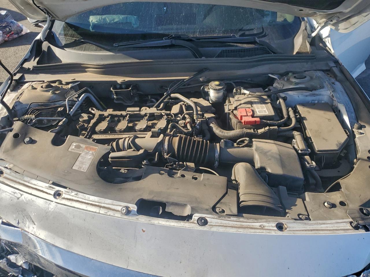 2018 HONDA ACCORD LX photo 11