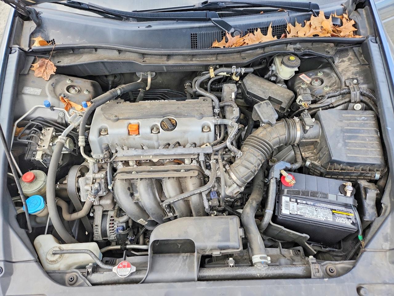 2011 HONDA ACCORD LX photo 21