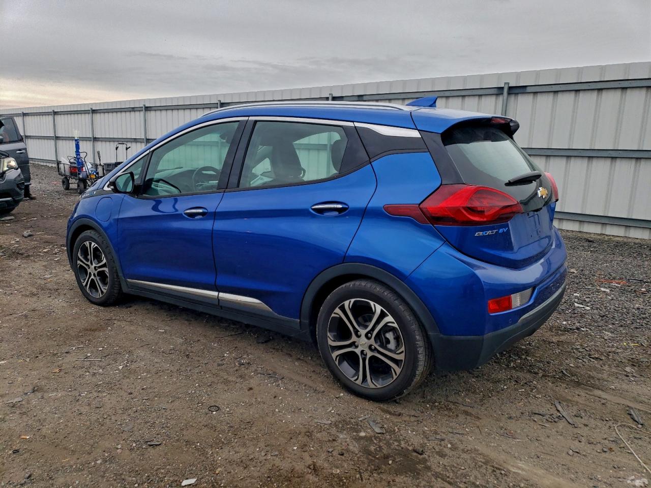 2017 CHEVROLET BOLT EV PREMIER photo 2