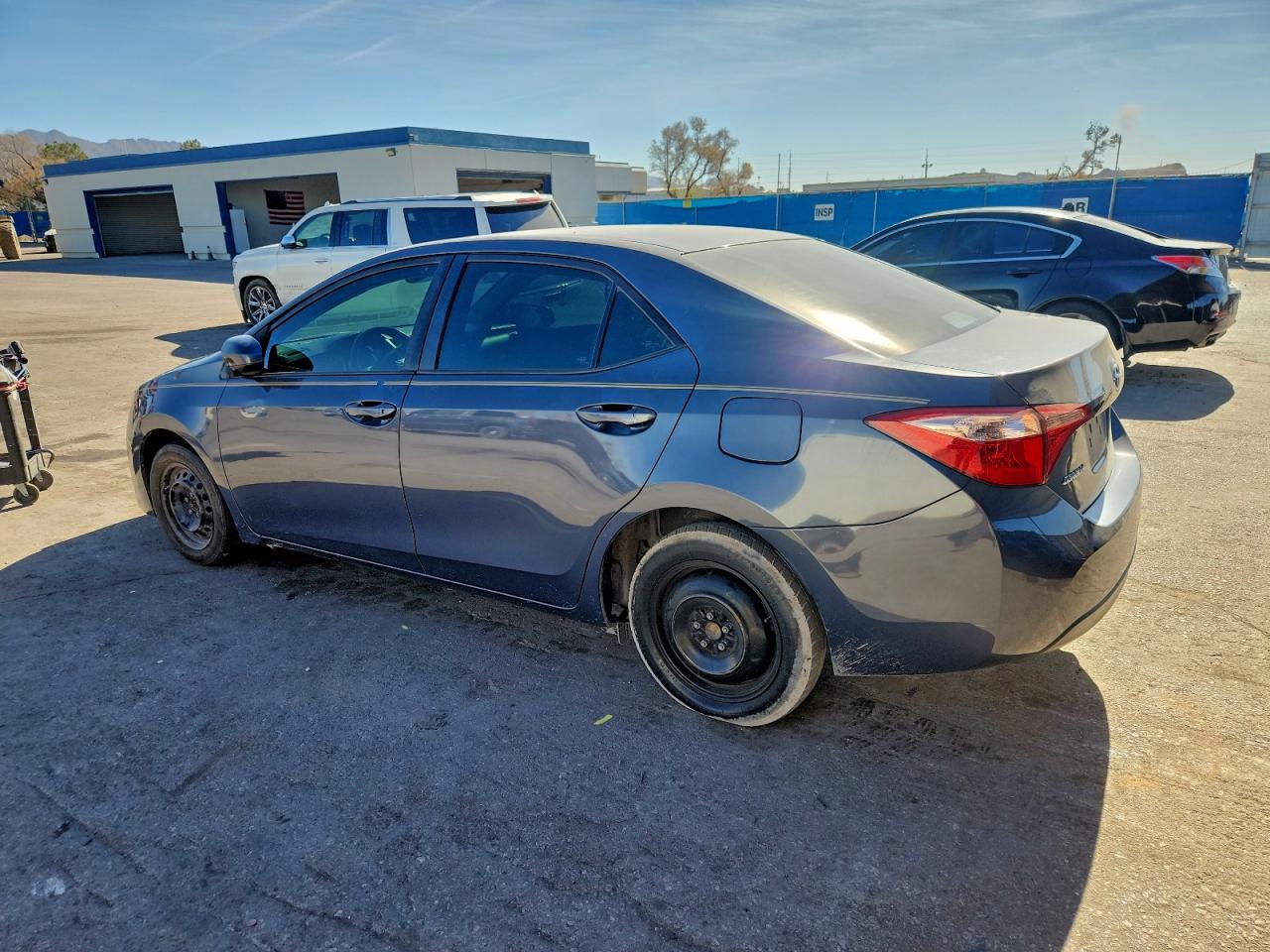2017 TOYOTA COROLLA L photo 2