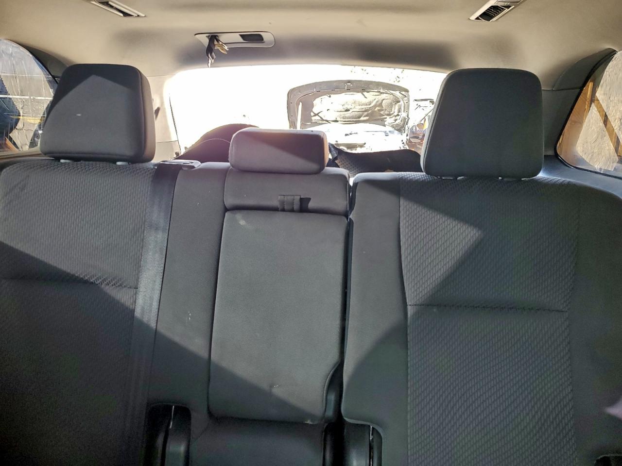 2016 TOYOTA HIGHLANDER LE photo 19