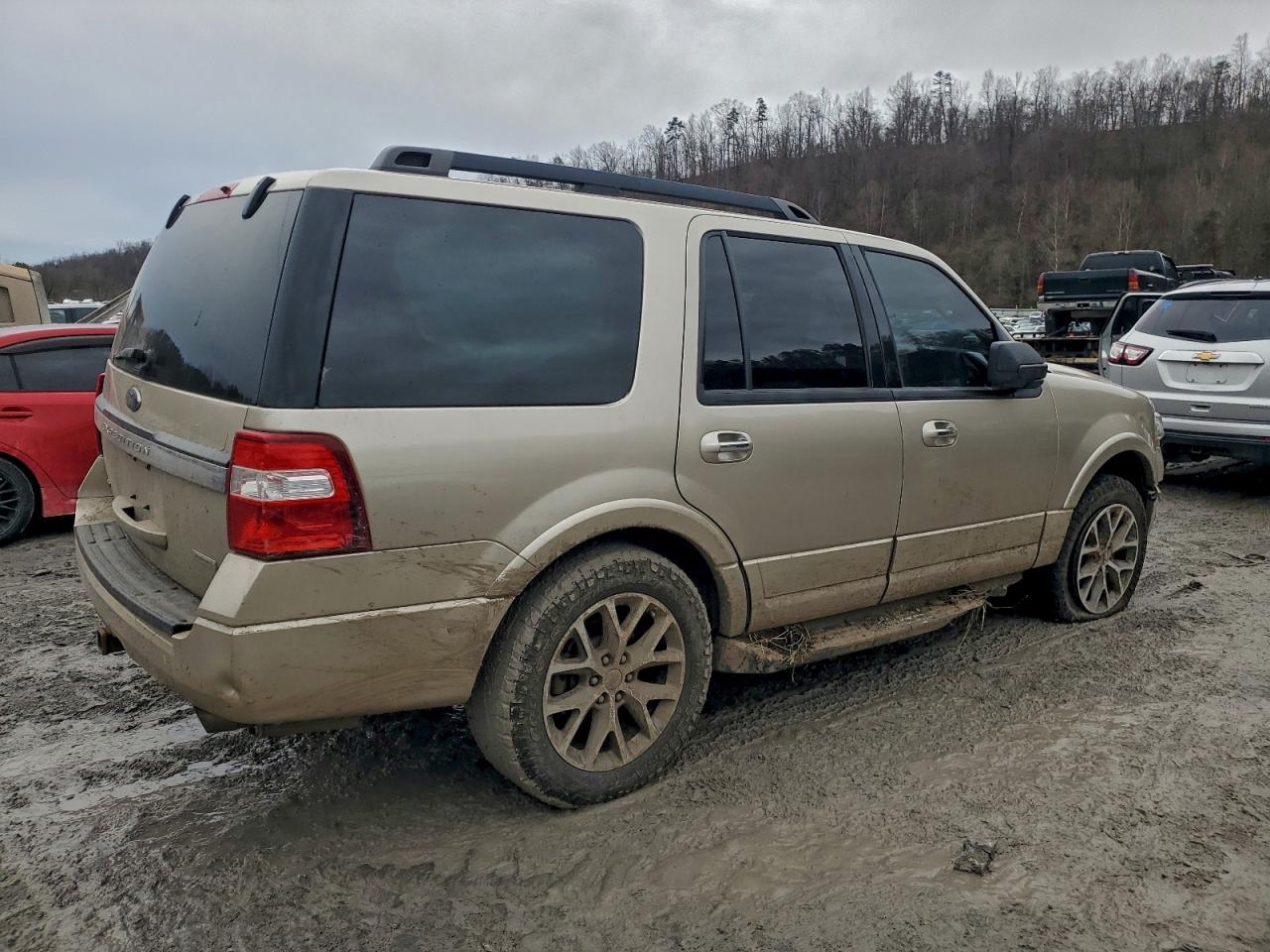 2017 FORD EXPEDITION XLT photo 3