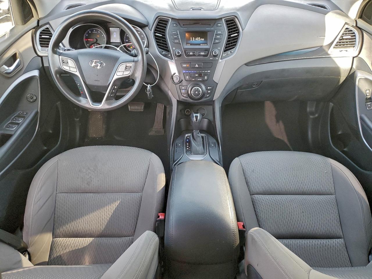 2016 HYUNDAI SANTA FE SE photo 8