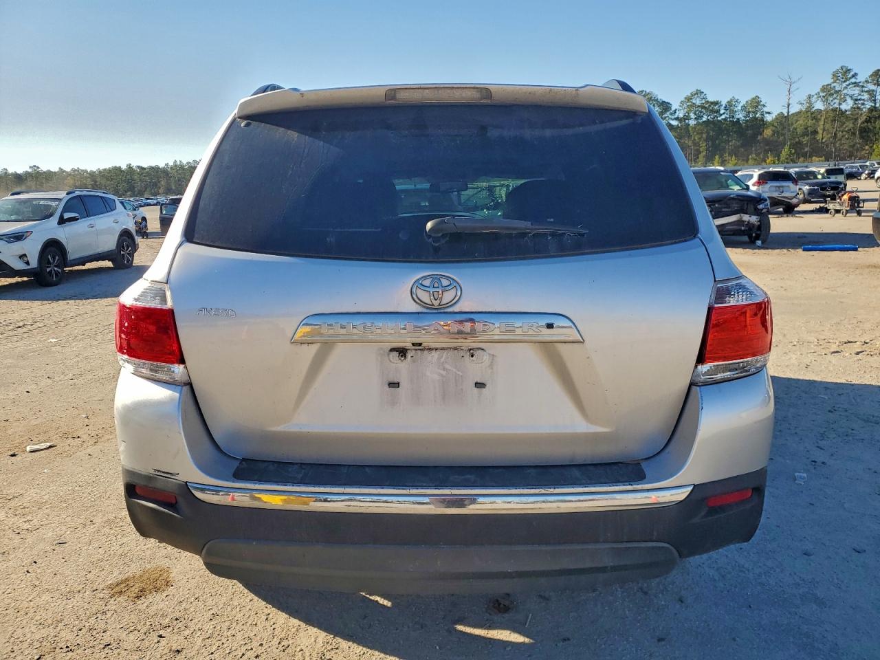 2013 TOYOTA HIGHLANDER LIMITED photo 6