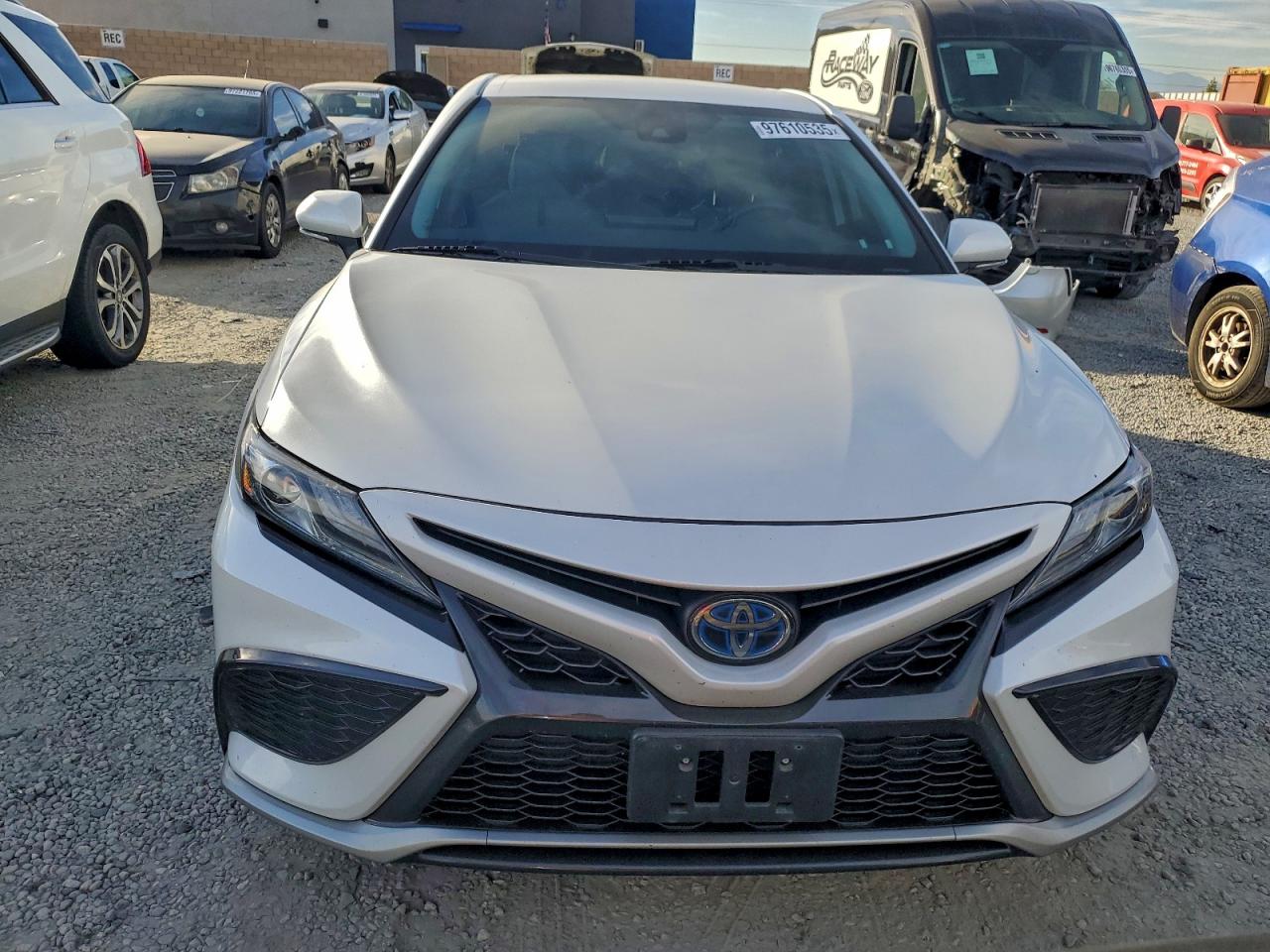 2023 TOYOTA CAMRY XSE photo 13