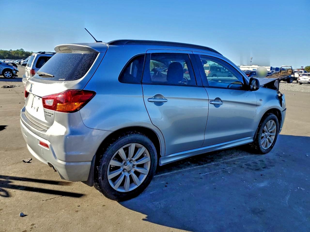 2011 MITSUBISHI OUTLANDER SPORT SE photo 3