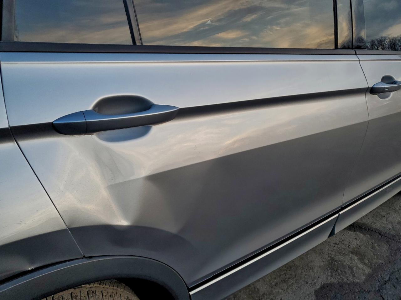 2021 VOLKSWAGEN TIGUAN SE photo 11