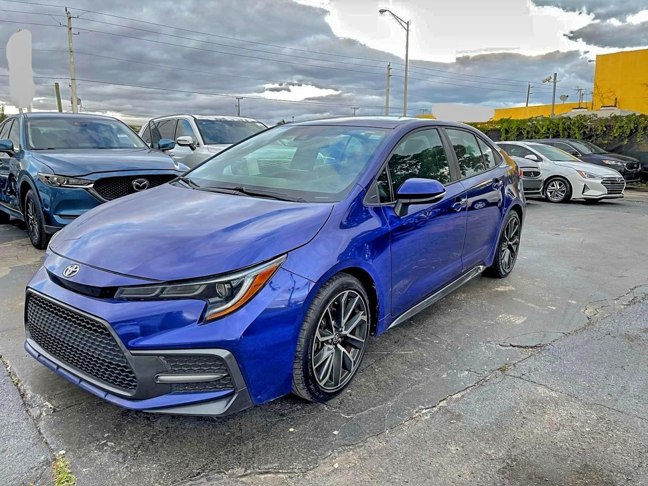 2020 TOYOTA COROLLA SE photo 2