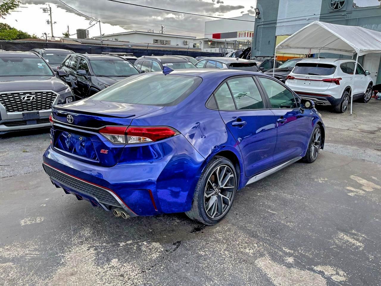 2020 TOYOTA COROLLA SE photo 4