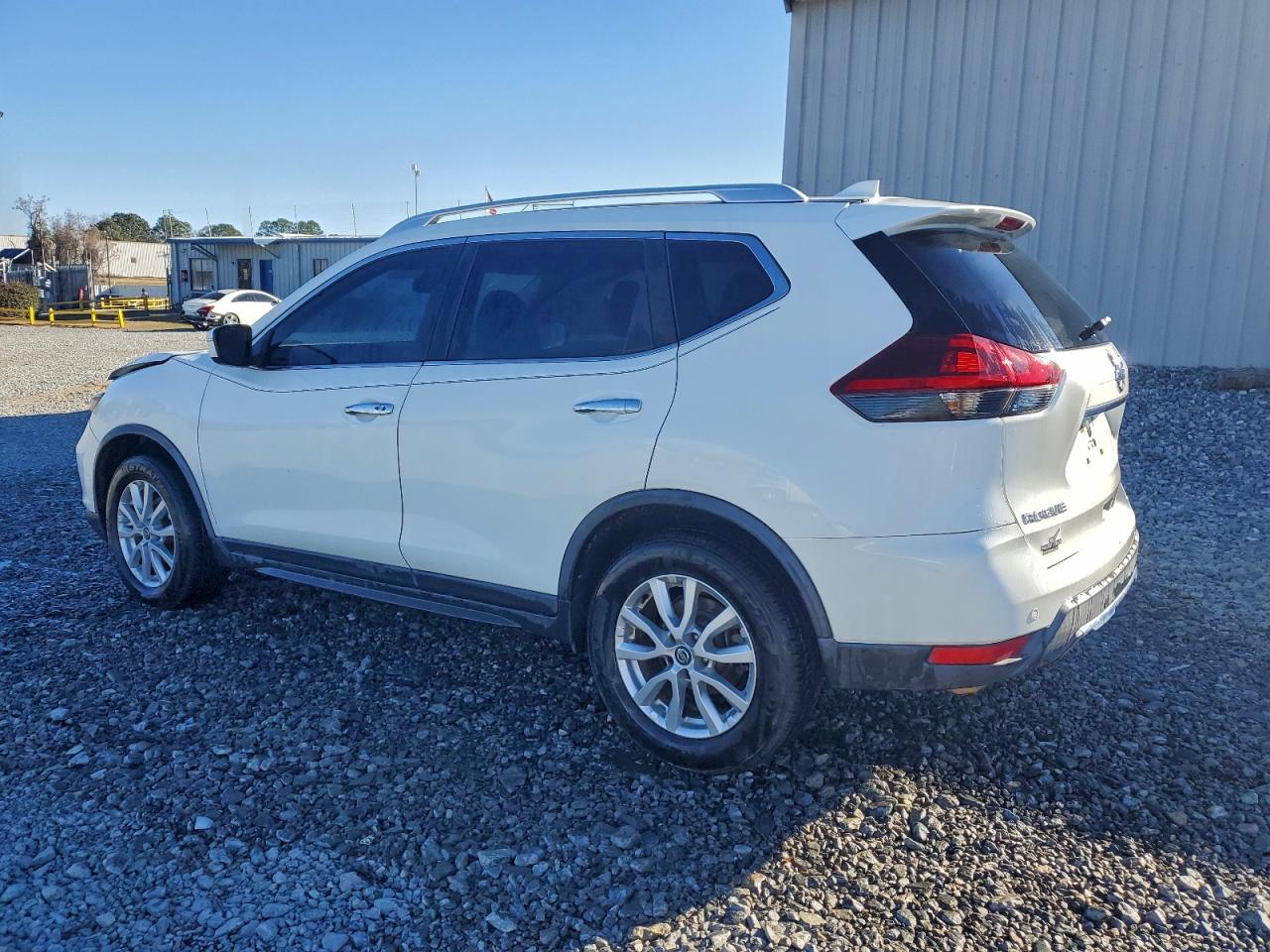 2019 NISSAN ROGUE S photo 2