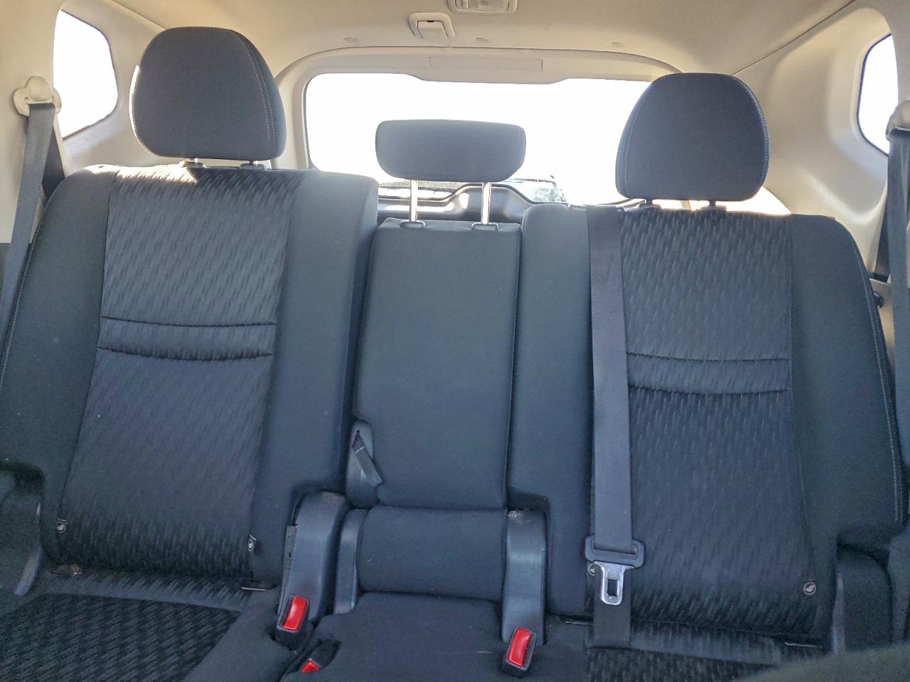 2019 NISSAN ROGUE S photo 10