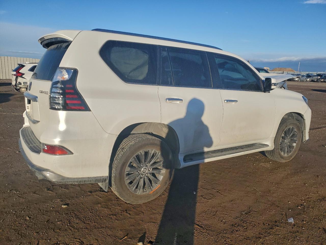 2023 LEXUS GX 460 photo 5