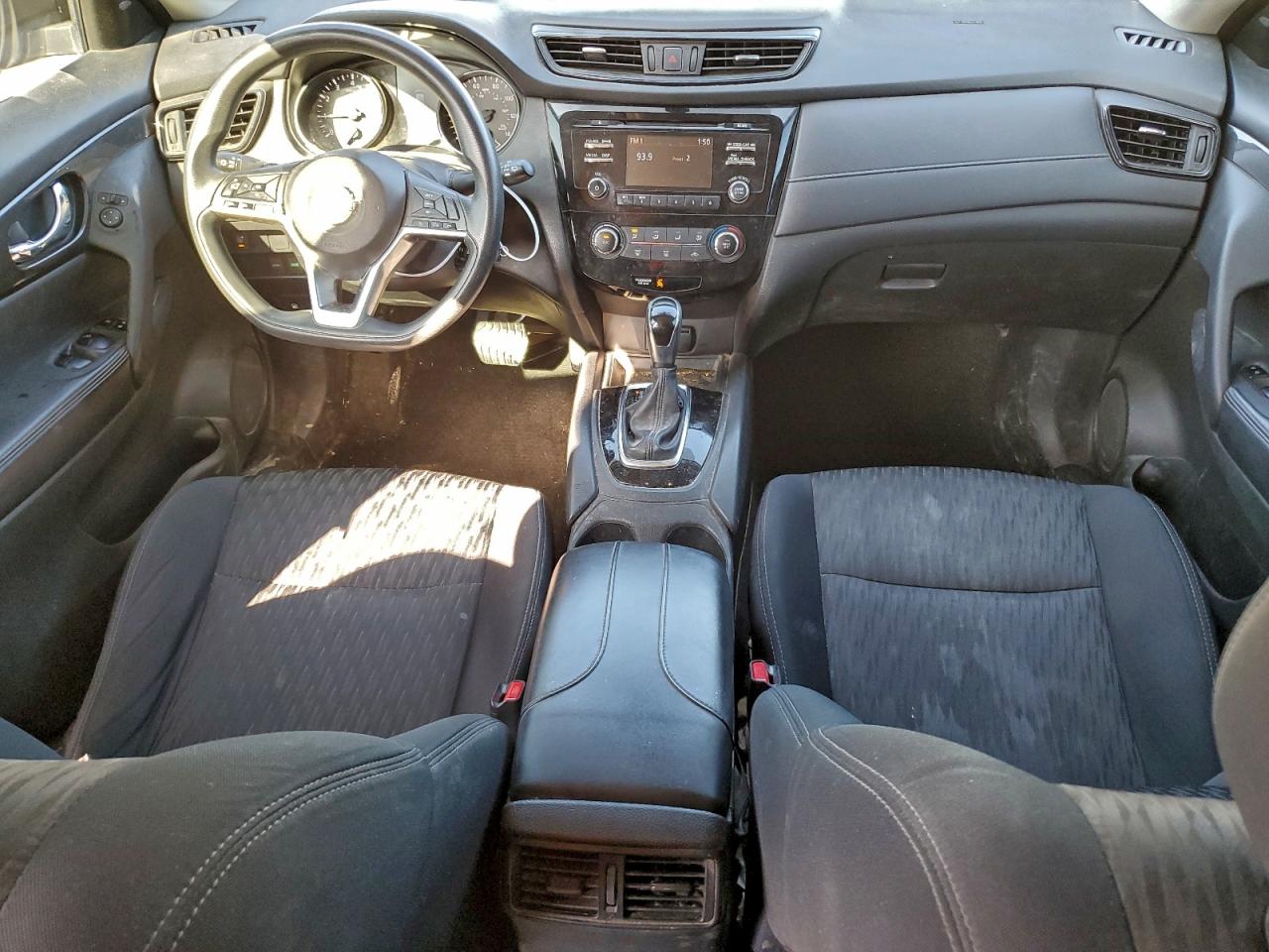 2017 NISSAN ROGUE S photo 8