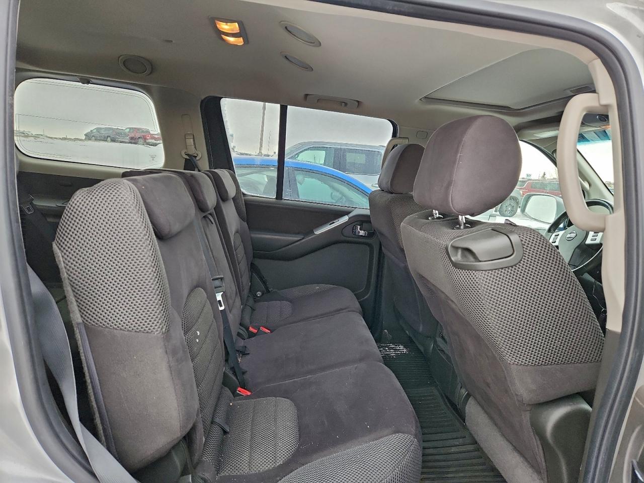 2009 NISSAN PATHFINDER S photo 11