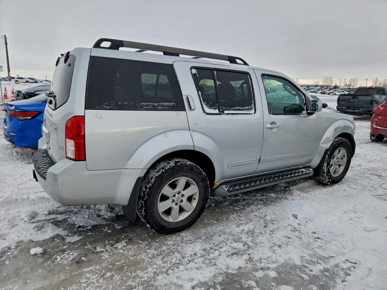 2009 NISSAN PATHFINDER S photo 3