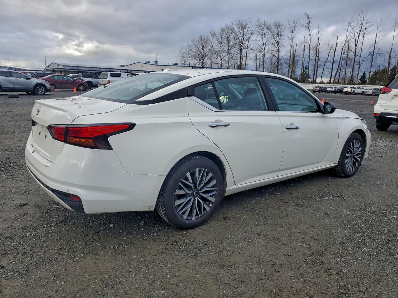 2025 NISSAN ALTIMA SV photo 3