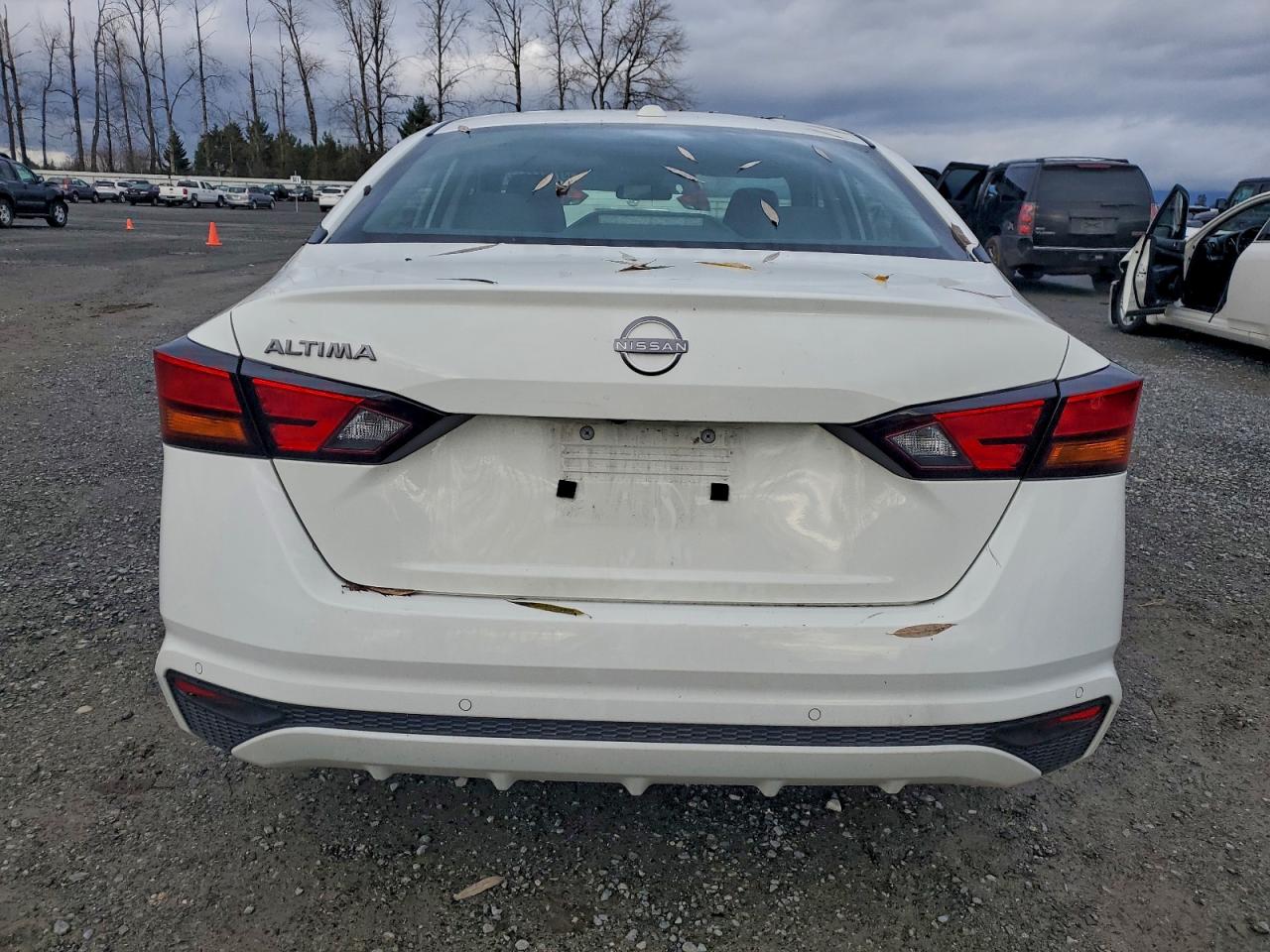 2025 NISSAN ALTIMA SV photo 6