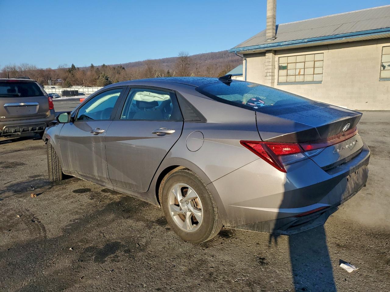 2022 HYUNDAI ELANTRA SE photo 2