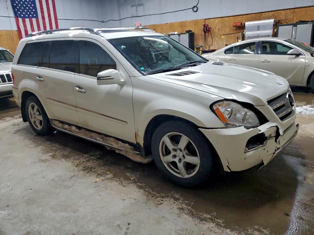 2011 MERCEDES-BENZ GL 450 4MATIC photo 4