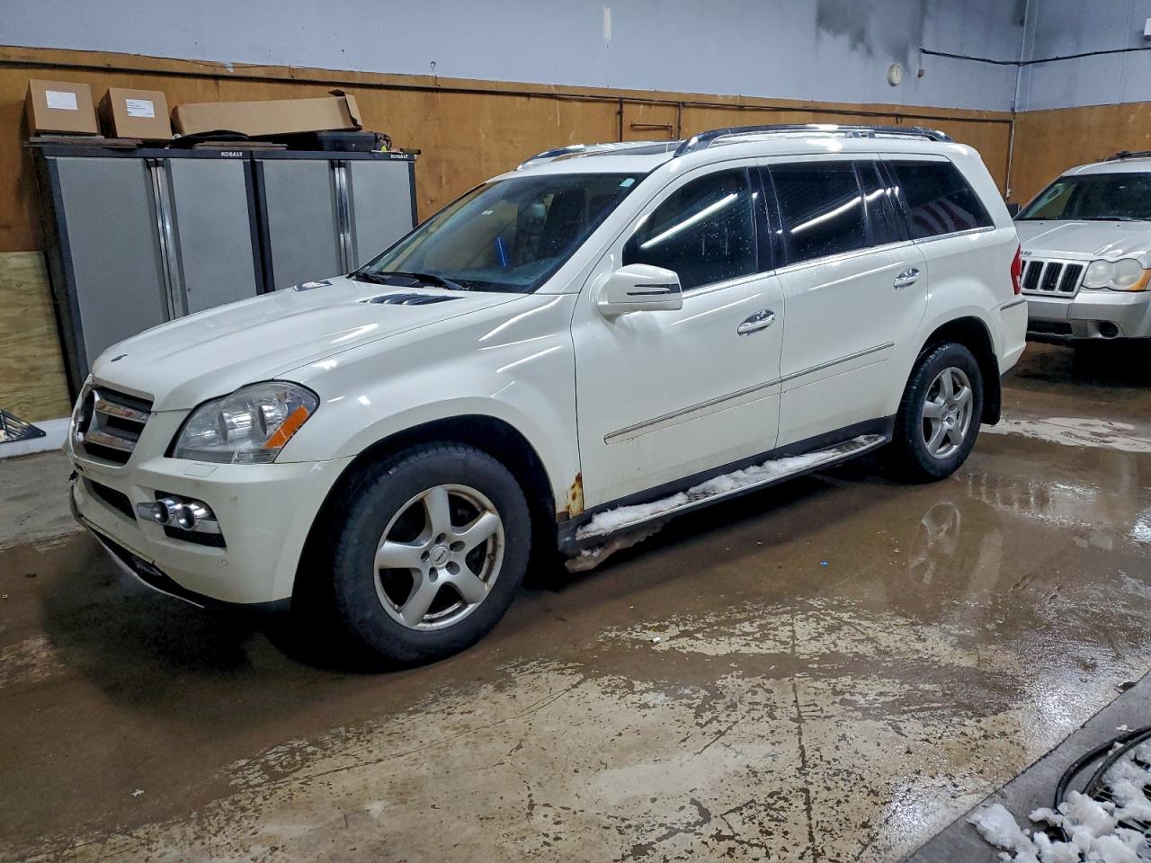 2011 MERCEDES-BENZ GL