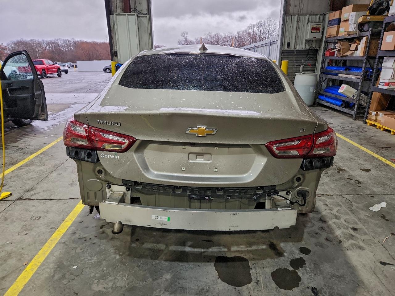 2022 CHEVROLET MALIBU LT photo 6