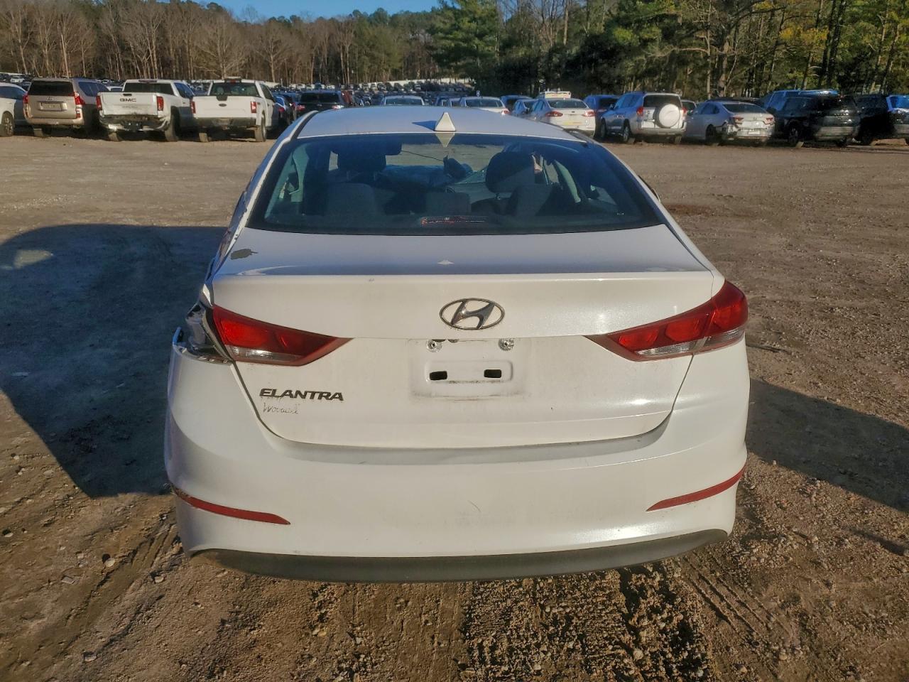 2018 HYUNDAI ELANTRA SEL photo 6
