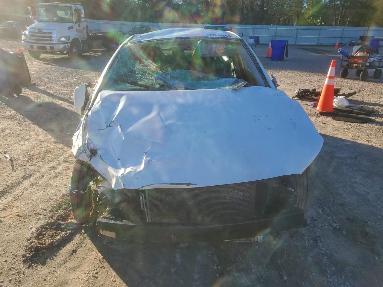 2018 HYUNDAI ELANTRA SEL photo 5