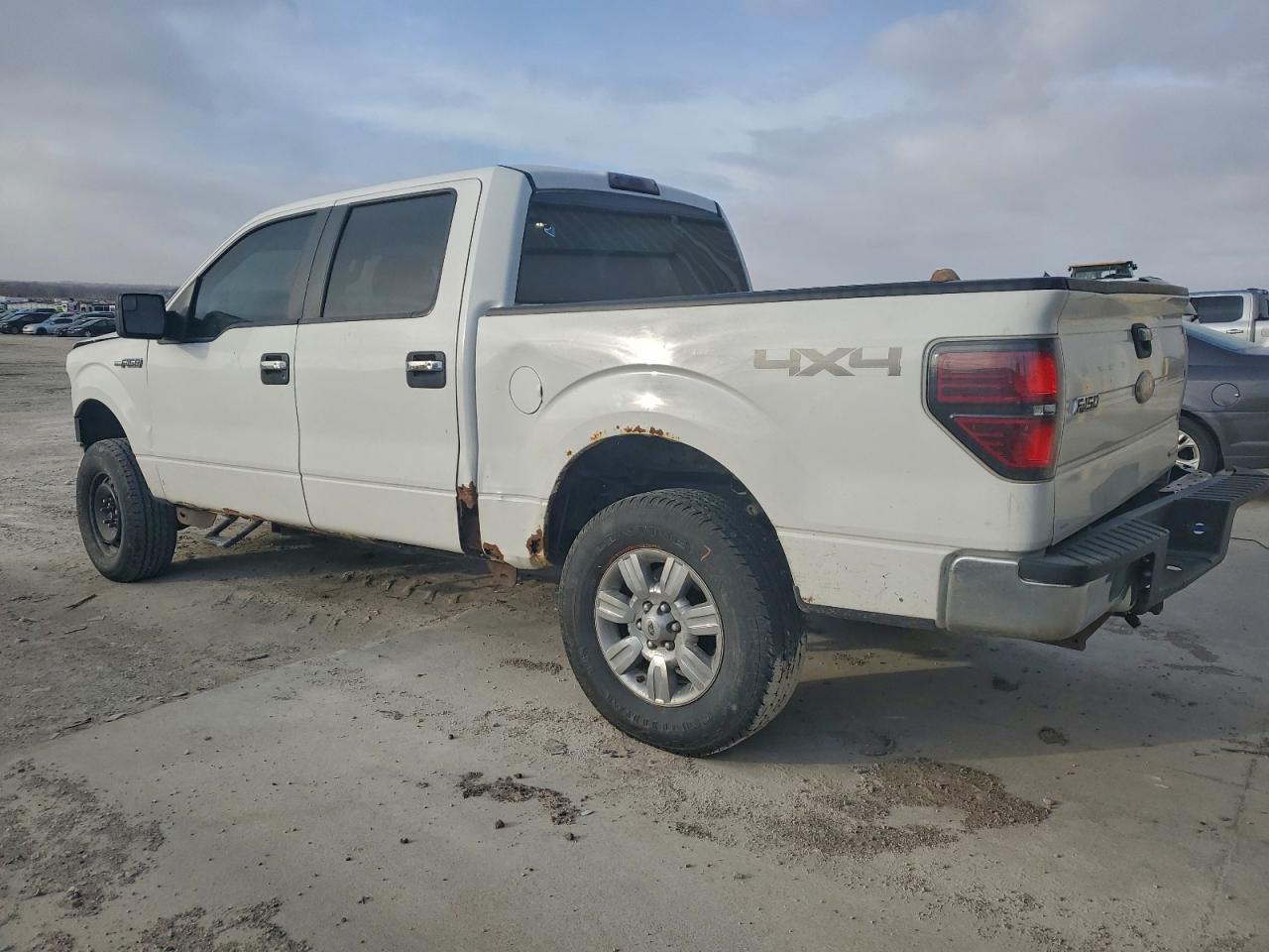 2011 FORD F150 SUPERCREW photo 2