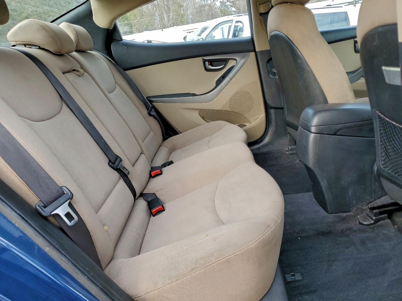 2016 HYUNDAI ELANTRA SE photo 10