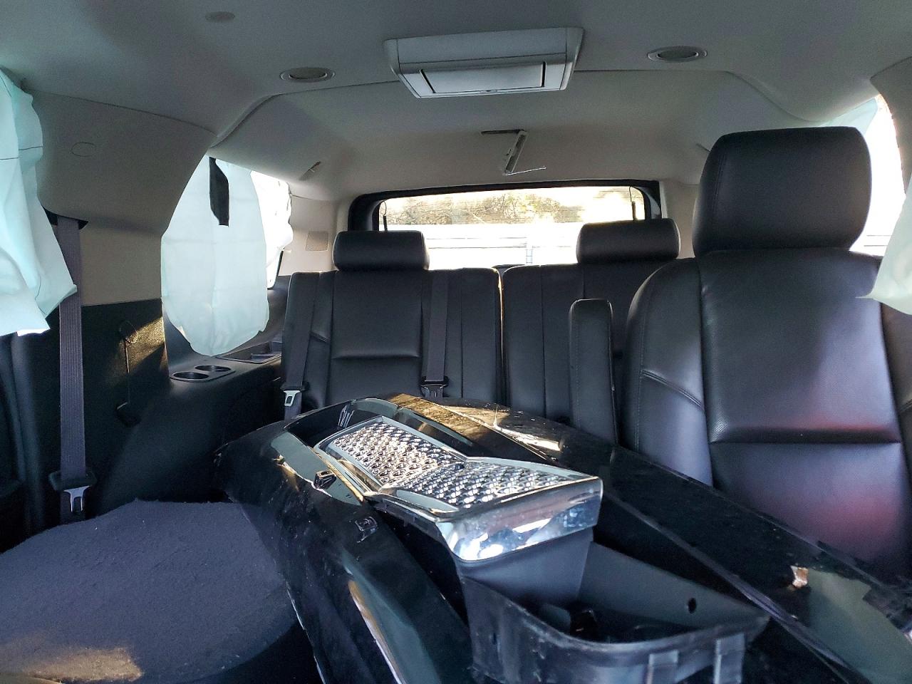 2014 GMC YUKON XL DENALI photo 19