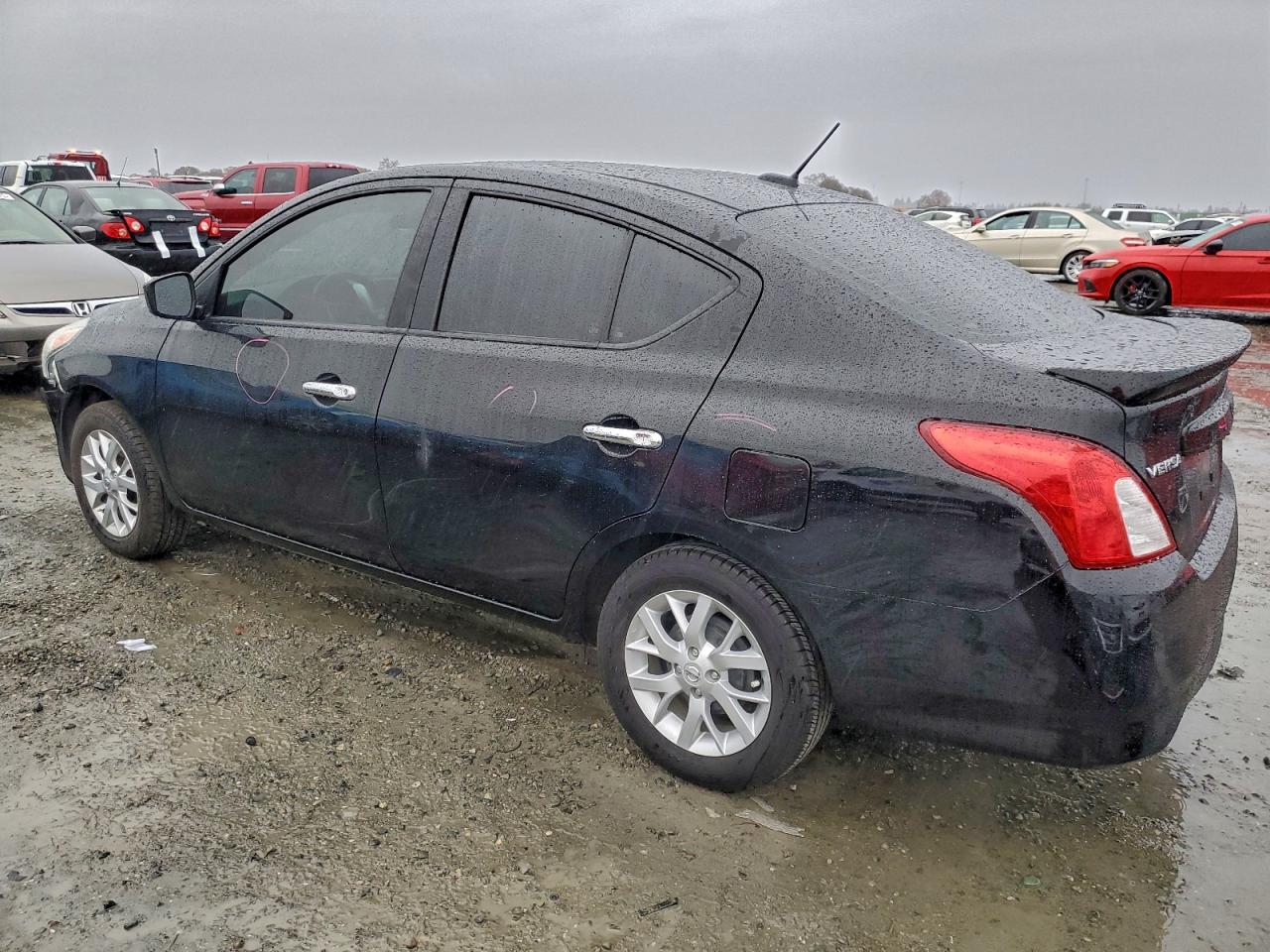 2018 NISSAN VERSA S photo 2