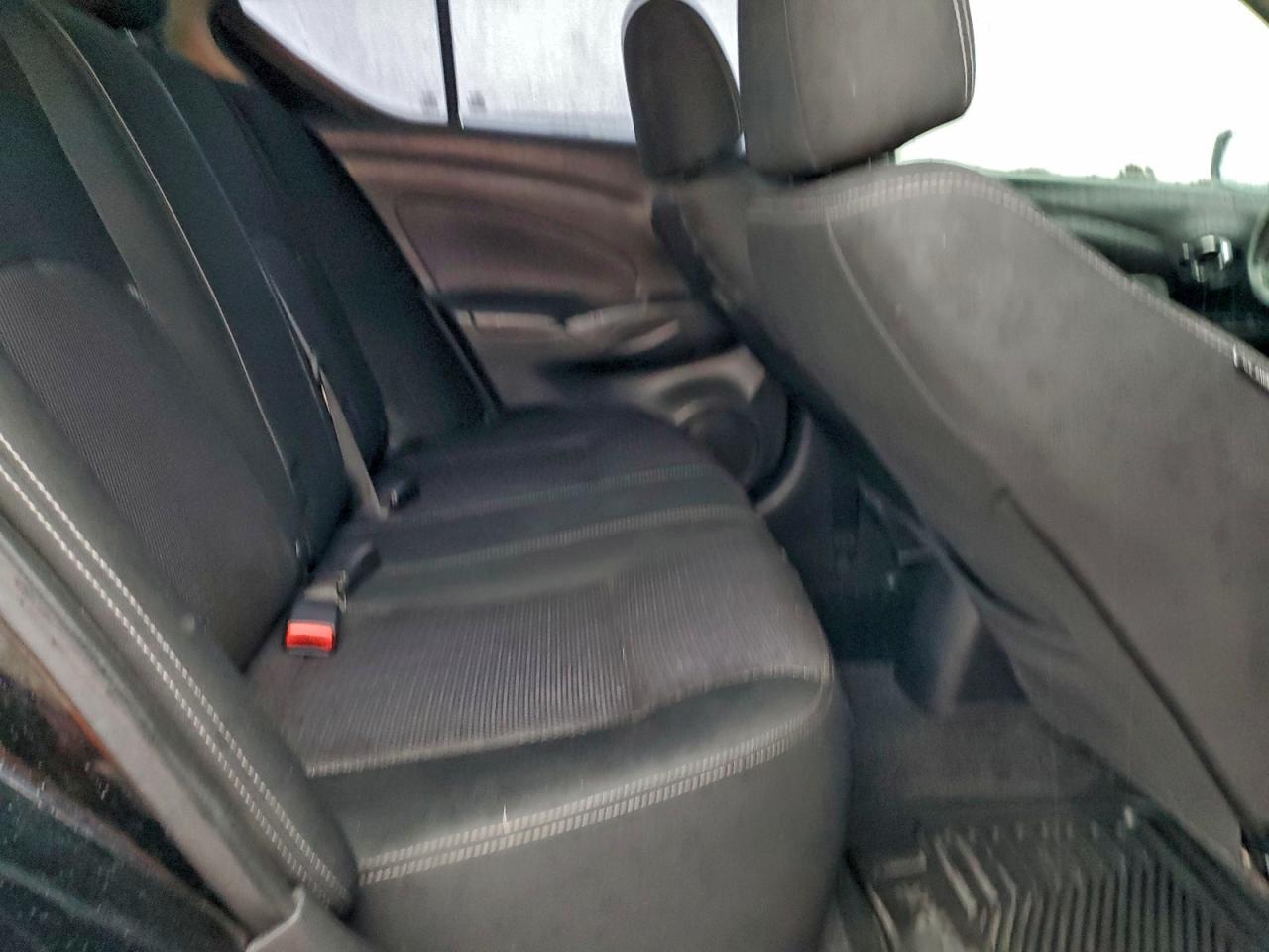 2018 NISSAN VERSA S photo 10