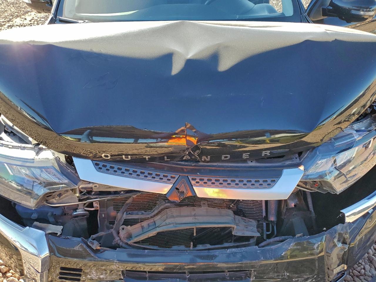 2019 MITSUBISHI OUTLANDER GT photo 12