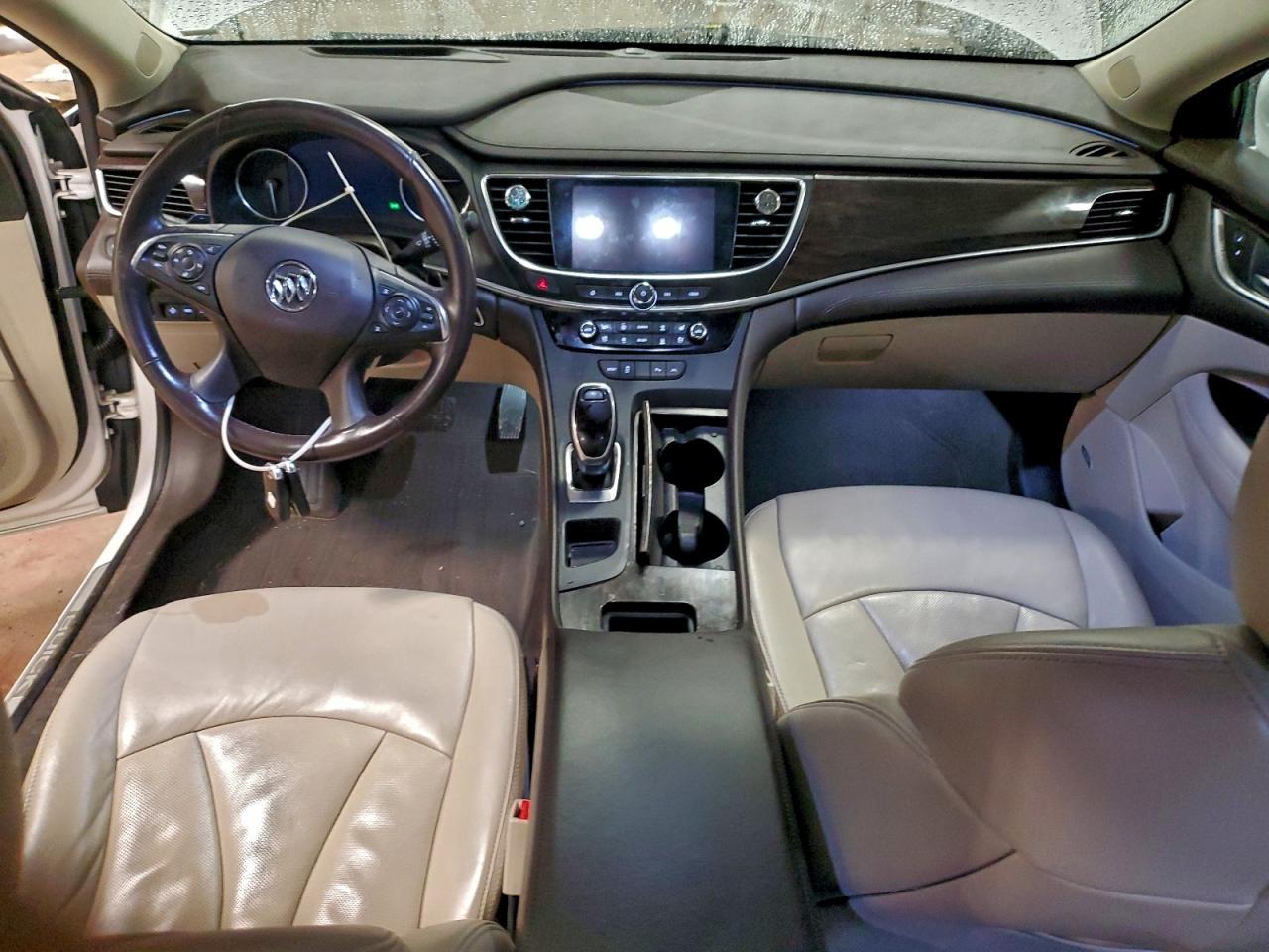 2017 BUICK LACROSSE PREMIUM photo 8