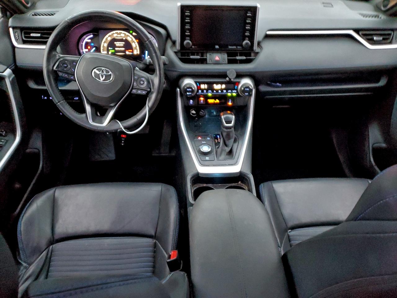2019 TOYOTA RAV4 XSE photo 29